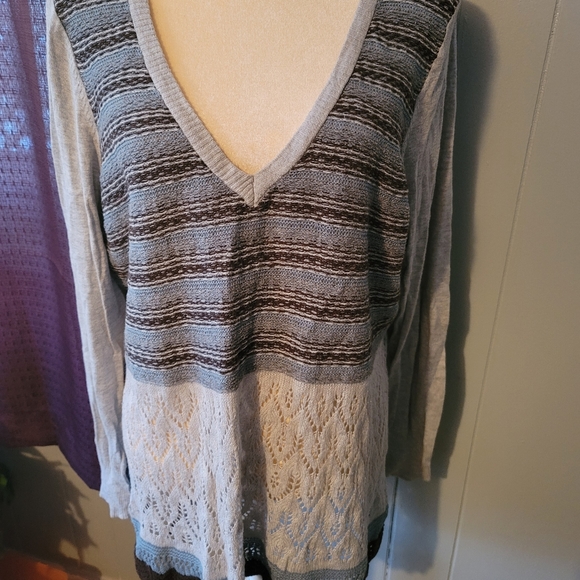 Sweater with crochet belly American Rag ♡ - Picture 1 of 10